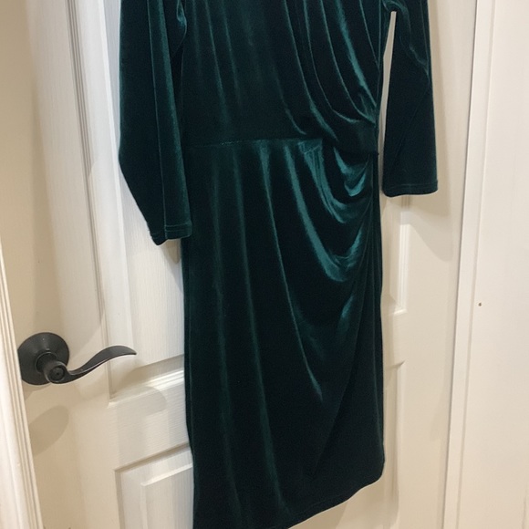 Eliza J (Nordstrom) Size 10 dress. Never worn. Soft stretchy material. - Picture 3 of 8